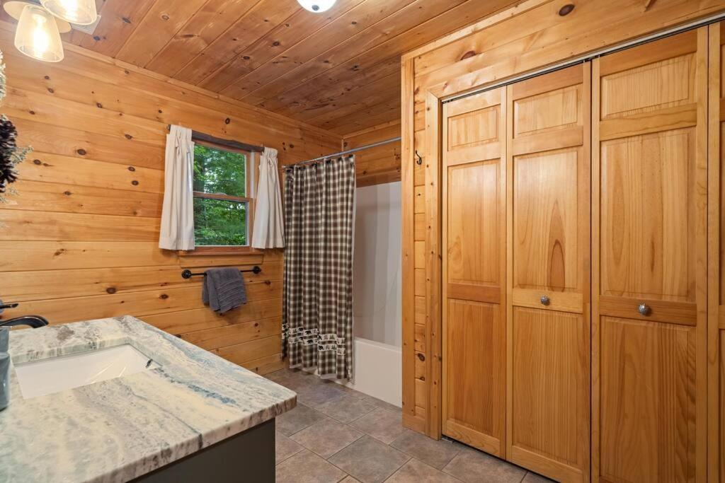 Lakeside Retreat Hot Tub Fishing Hiking Ellijay Εξωτερικό φωτογραφία