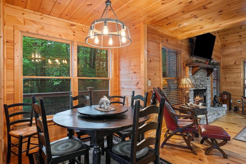 Lakeside Retreat Hot Tub Fishing Hiking Ellijay Εξωτερικό φωτογραφία