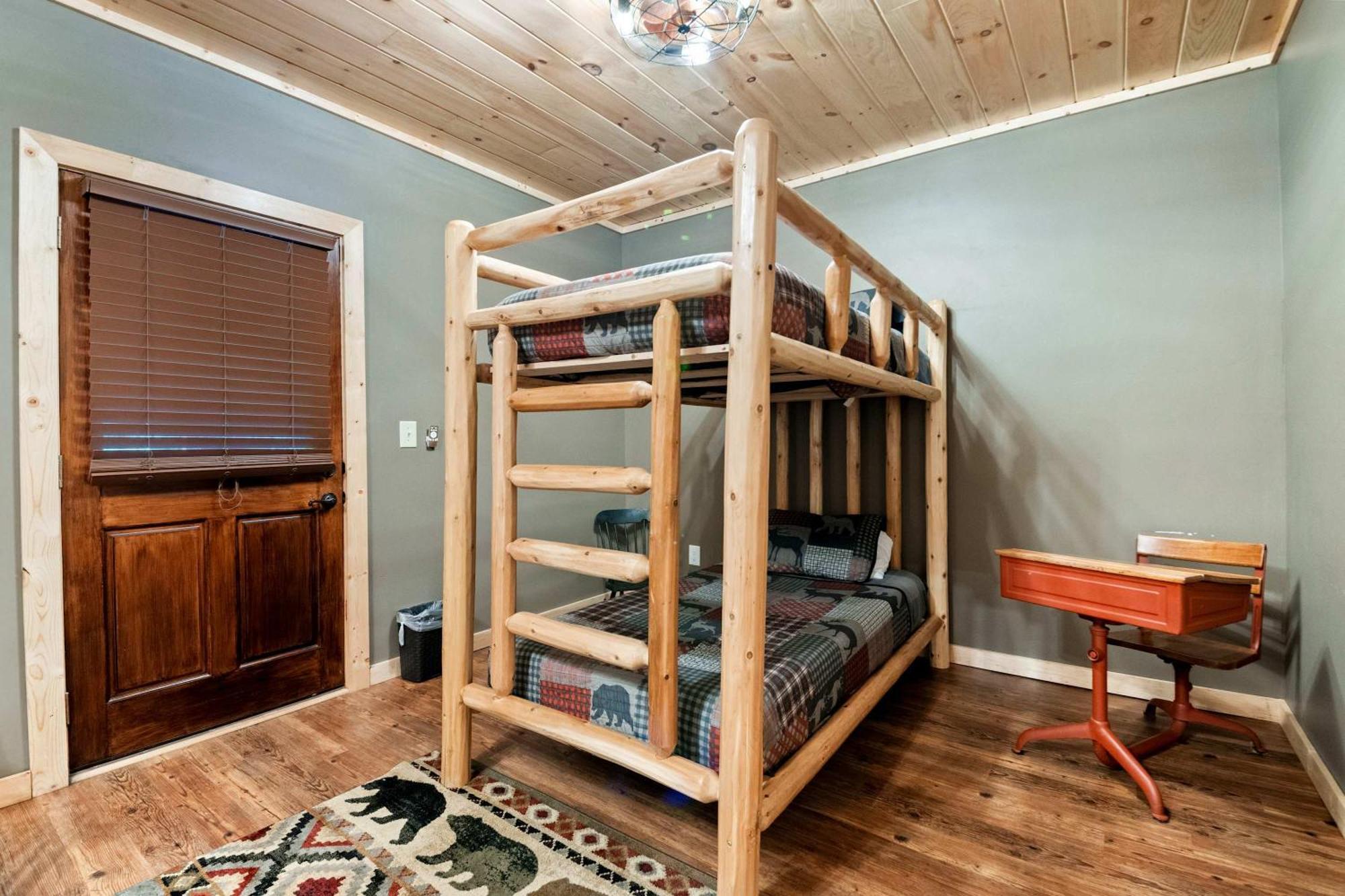 Lakeside Retreat Hot Tub Fishing Hiking Ellijay Εξωτερικό φωτογραφία