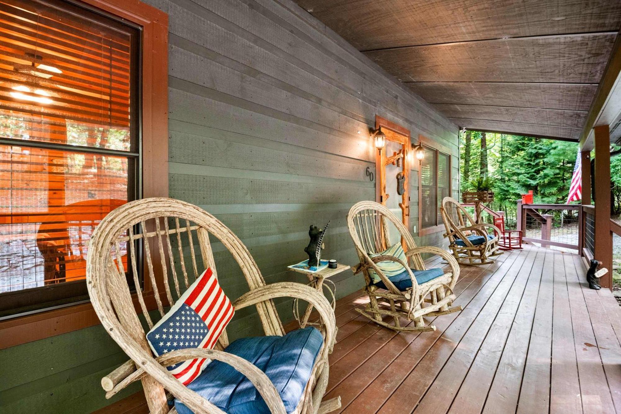 Lakeside Retreat Hot Tub Fishing Hiking Ellijay Εξωτερικό φωτογραφία